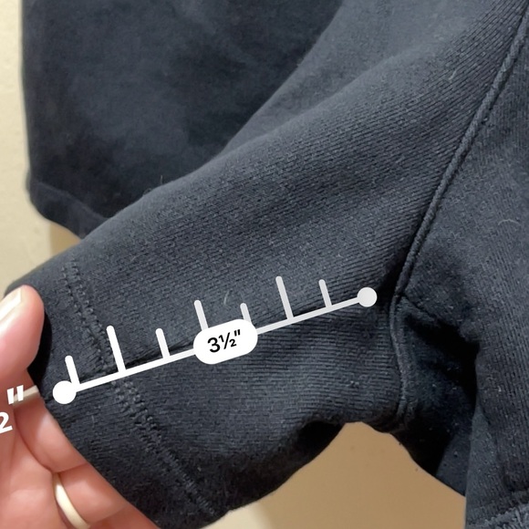 XL Shorts Adidas Essentials French Terry Shorts - Picture 4 of 9